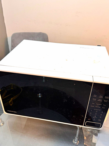 Toshiba em20pf 20l 800w - toshiba, mm-em20pf(wh)